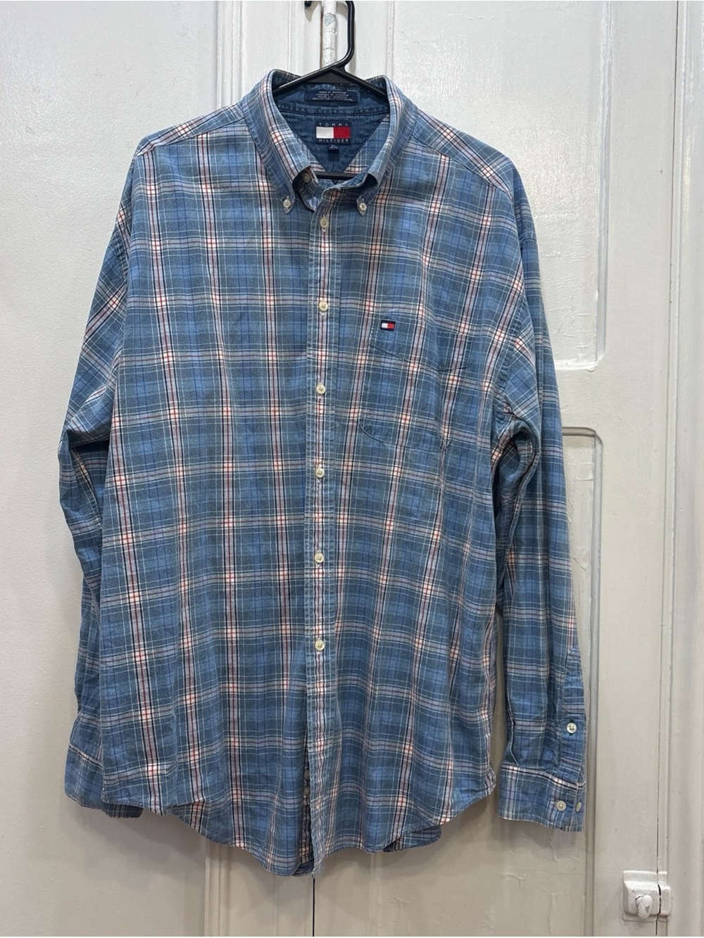 Tommy Hilfiger Shirt Mens XL Blue Red Plaid Soft 💯 Cotton Long Sleeve Button Up